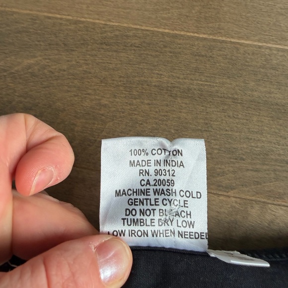 Parsley & Sage Black Top with White Detailing - Picture 3 of 6